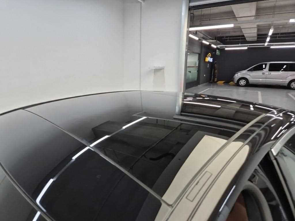 Mercedes Benz C Class 2023 Negro - Importación desde Corea - HF Imports Iquique - Foto 13