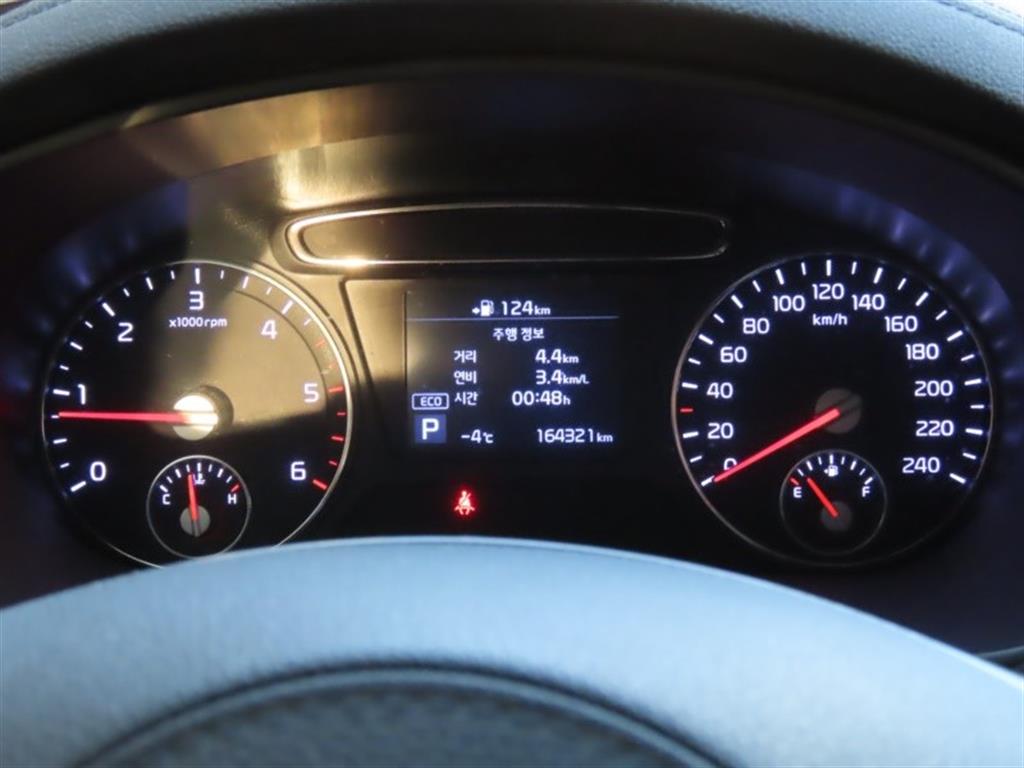 KIA Sorento - Vista 9