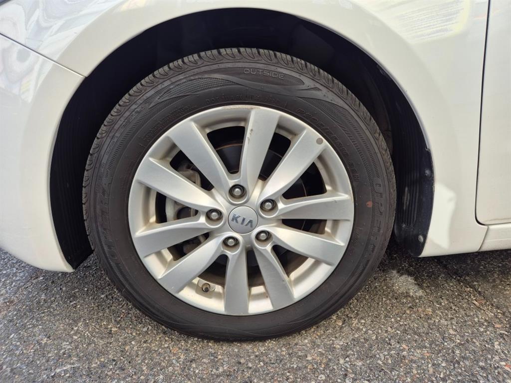 KIA K3 2015 Blanco - Importación desde Corea - HF Imports Iquique - Foto 16