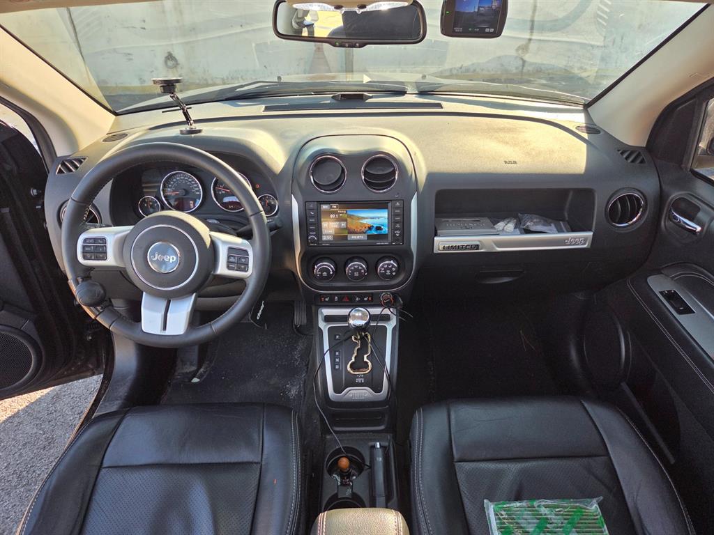 Jeep Compass - Vista 8