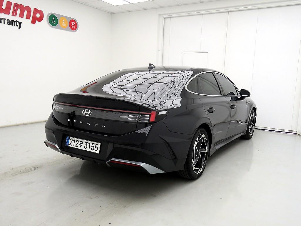 HYUNDAI Sonata - Vista 4