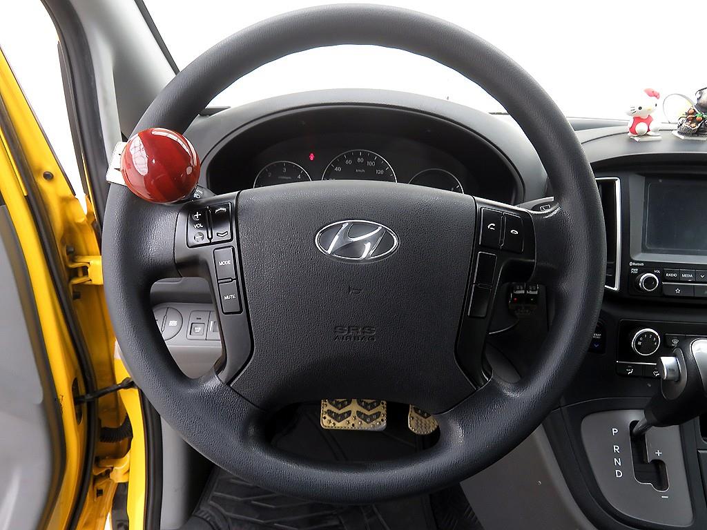 HYUNDAI Starex - Vista 11