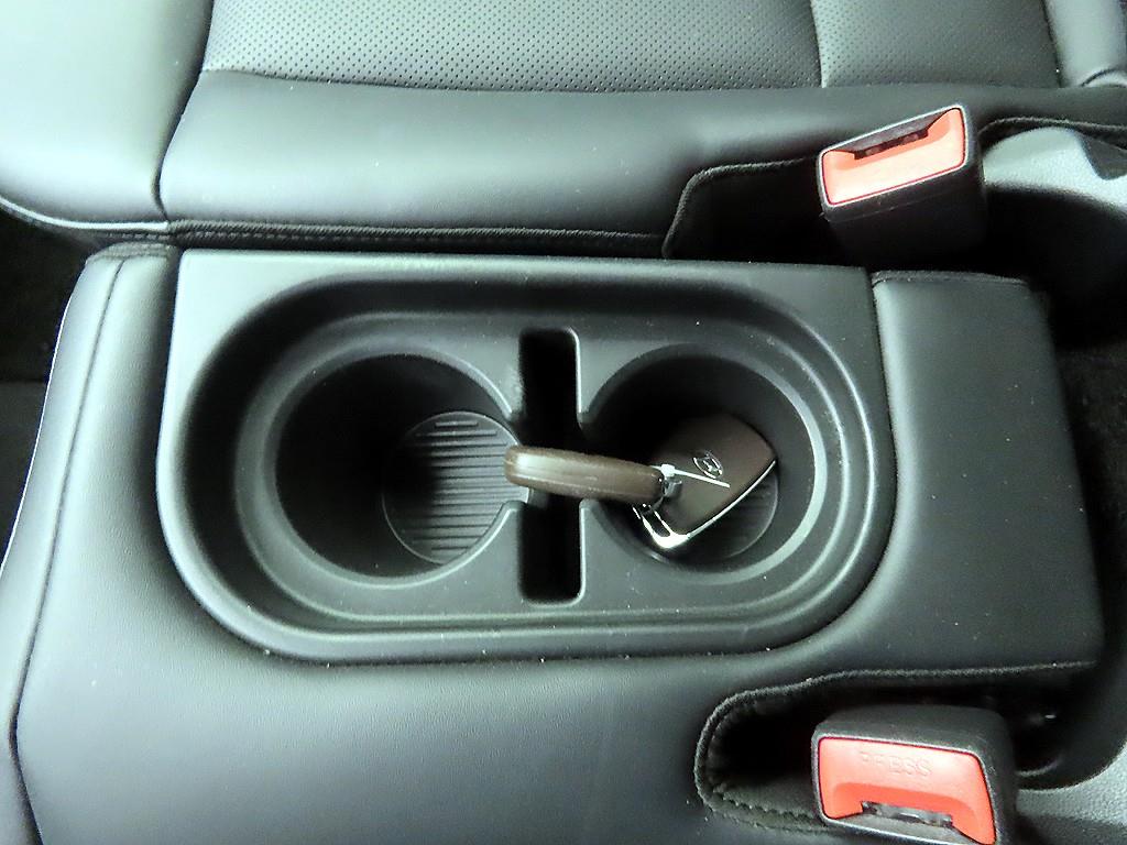 HYUNDAI Casper - Vista 12