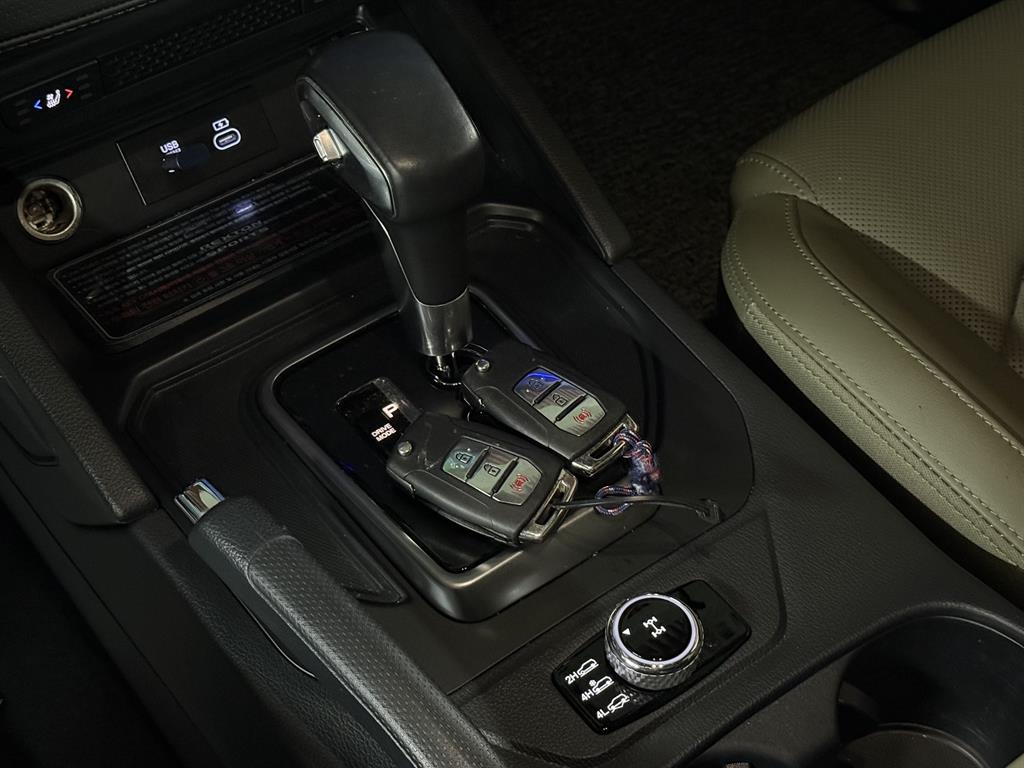 Ssangyong Rexton 2024 the color of pearl - Importación desde Corea - HF Imports Iquique - Foto 16