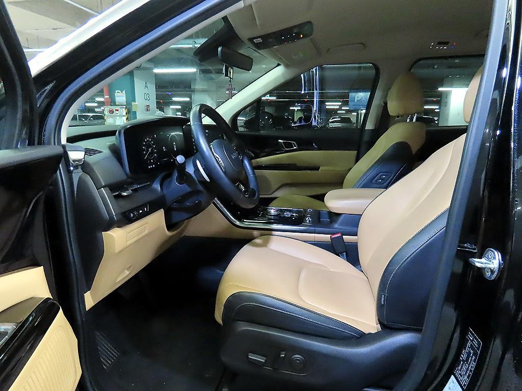 KIA Carnival - Vista 6