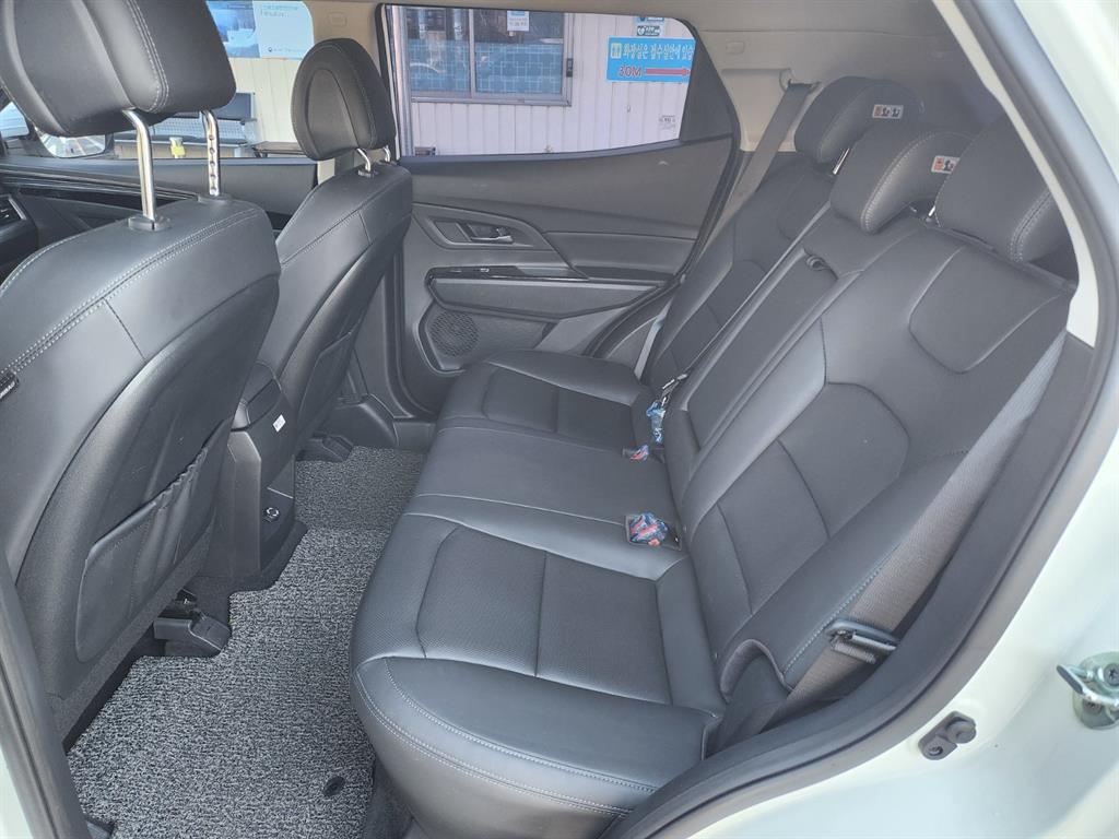 Ssangyong Korando - Vista 7