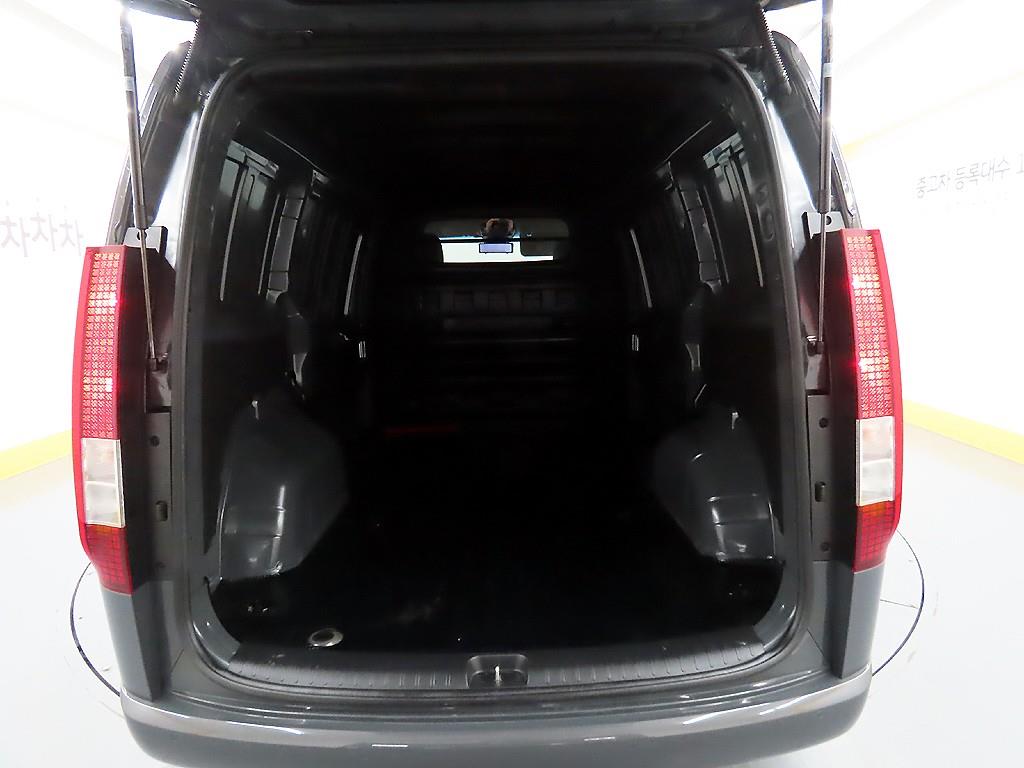 HYUNDAI Staria 2025 - Importación desde Corea - HF Imports Iquique - Foto 16