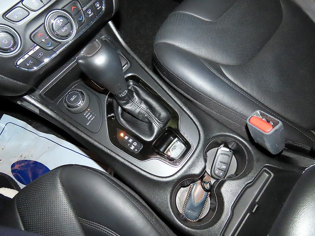 Jeep Cherokee - Vista 12