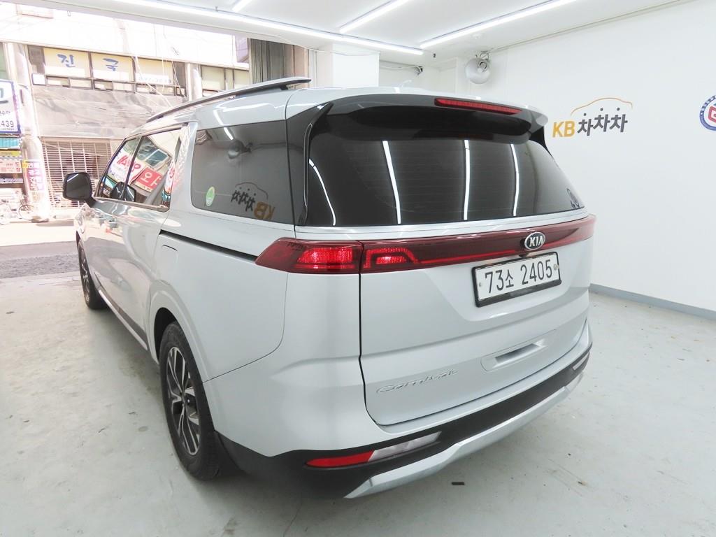 KIA Carnival - Vista 4