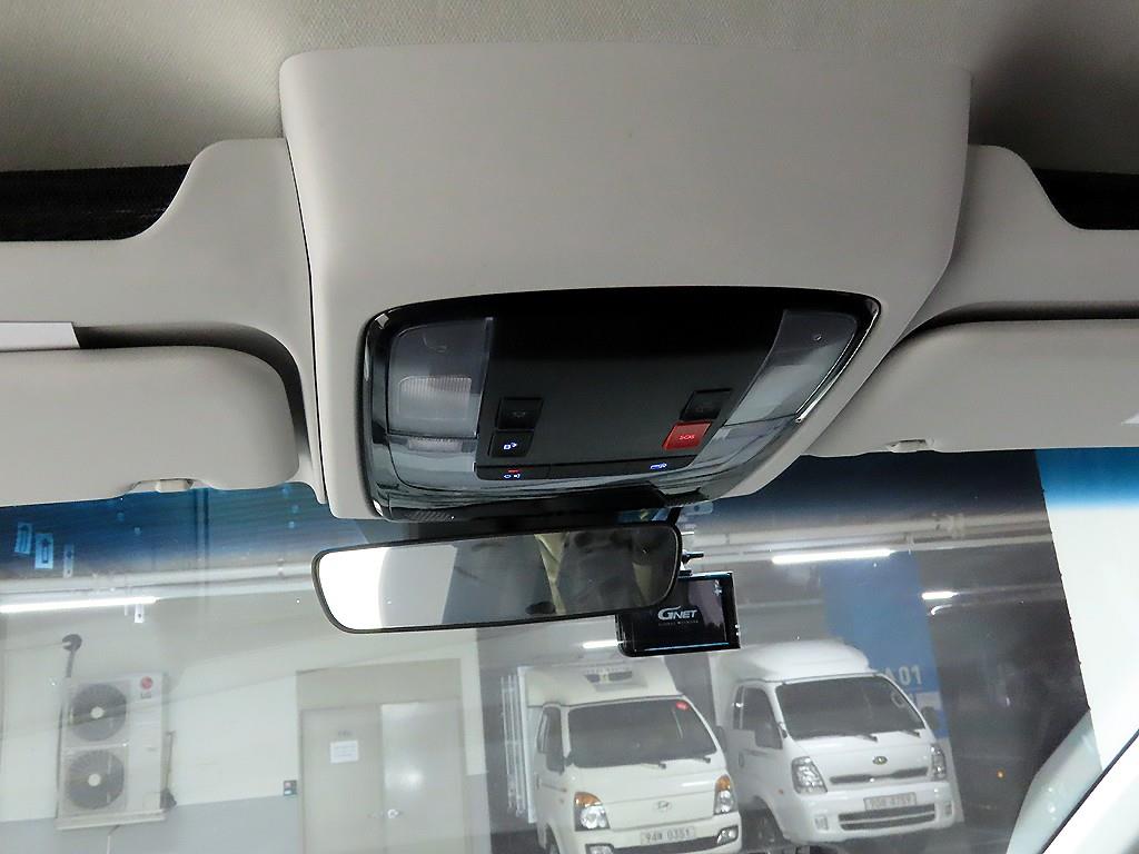 HYUNDAI Staria 2022 Gris - Importación desde Corea - HF Imports Iquique - Foto 13