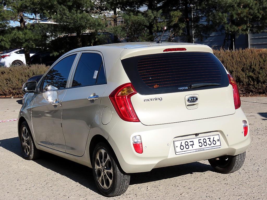 KIA Morning - Vista 3