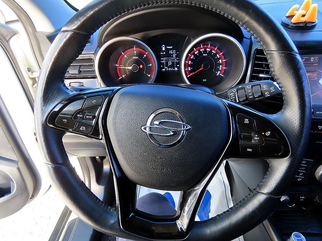 Ssangyong Tivoli - Vista 8