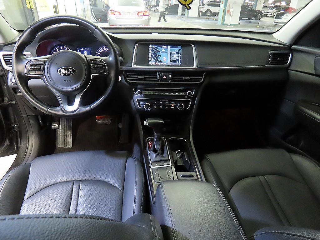 KIA K5 - Vista 10