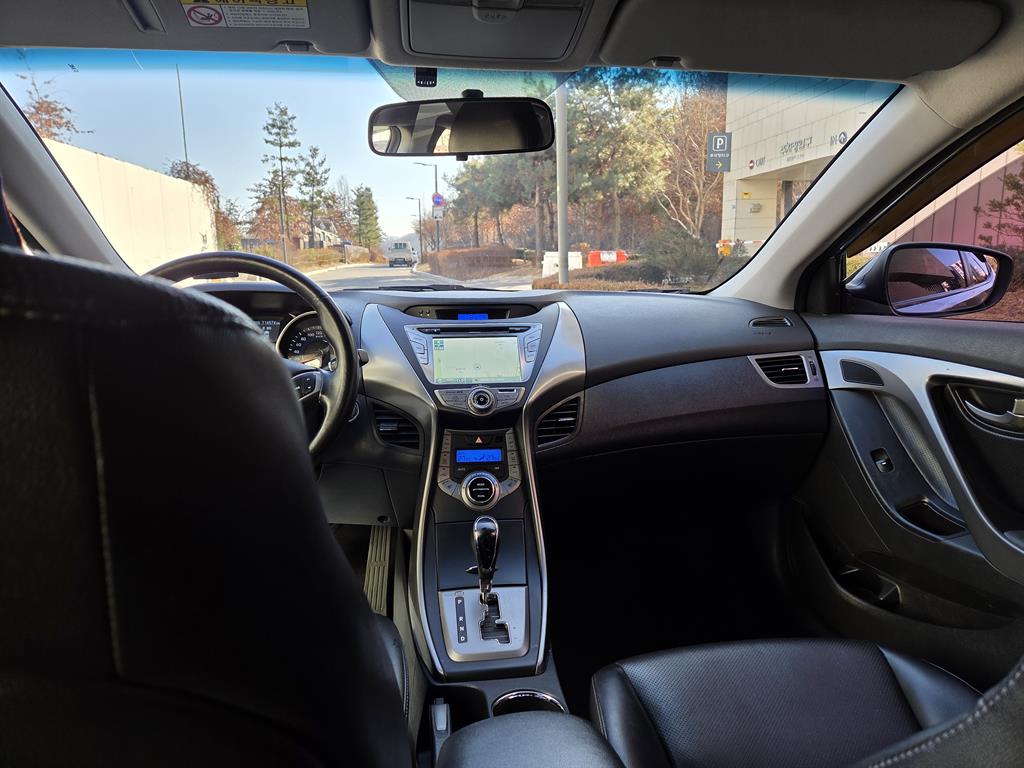 HYUNDAI Avante 2014 Gris - Importación desde Corea - HF Imports Iquique - Foto 14