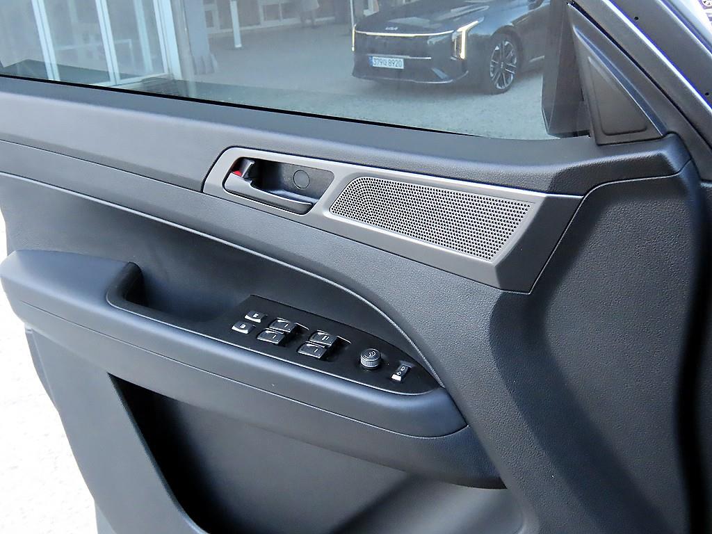 Ssangyong Rexton - Vista 11