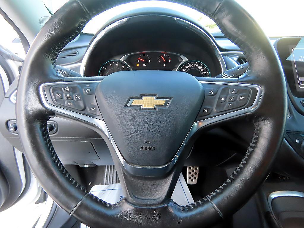 Chevrolet Malibu - Vista 8