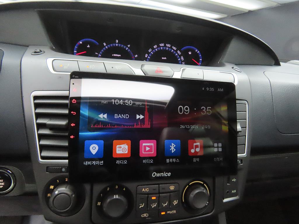 Ssangyong Korando - Vista 11