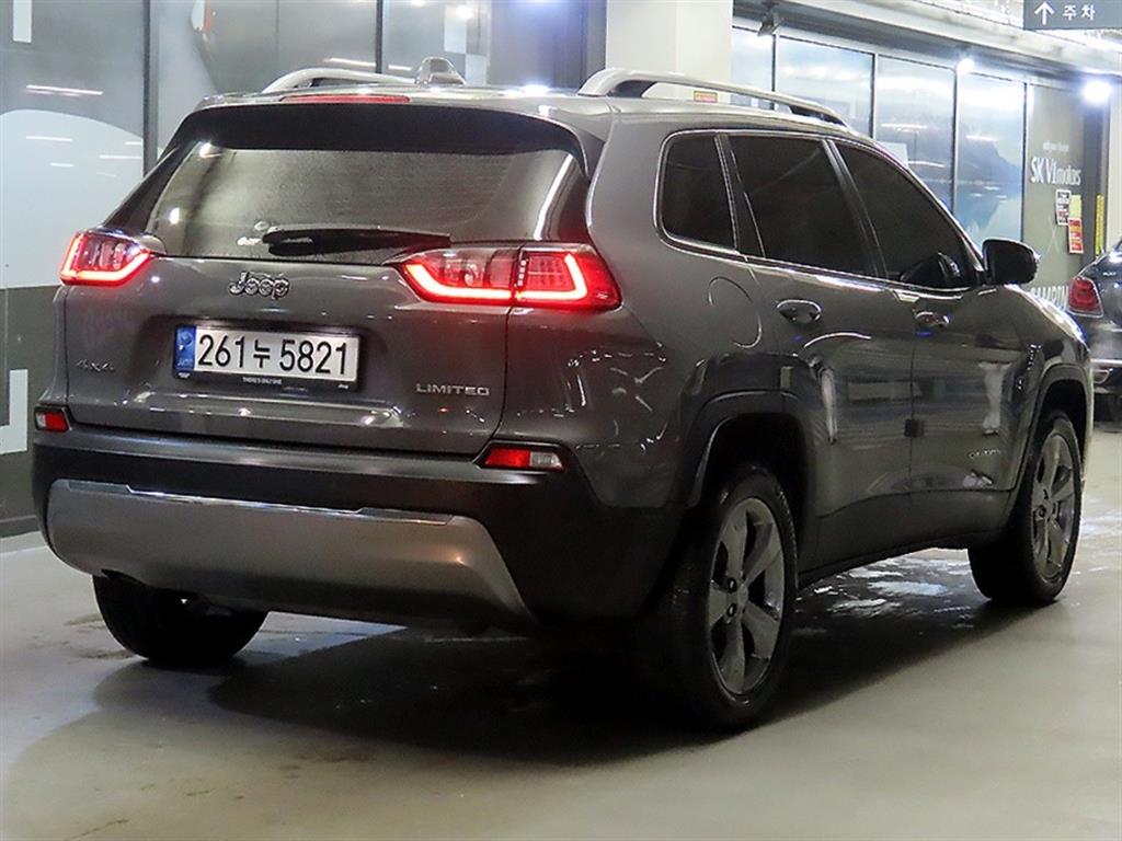 Jeep Cherokee - Vista 4