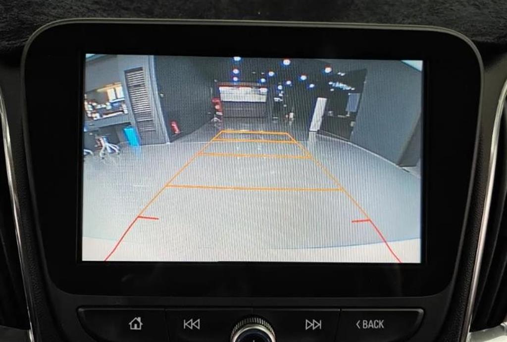 Chevrolet Malibu 2018 Blanco - Importación desde Corea - HF Imports Iquique - Foto 13