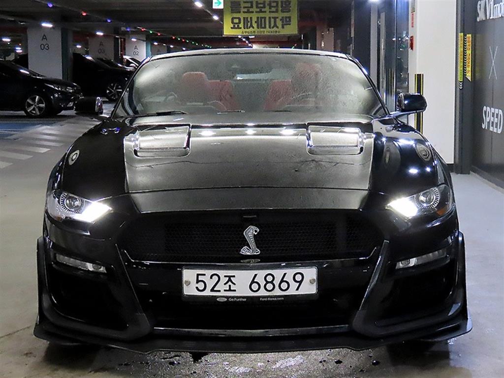 Ford Mustang - Vista 7