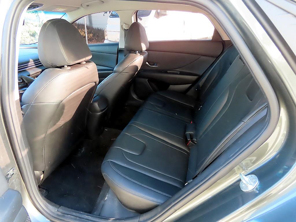 HYUNDAI Avante - Vista 6