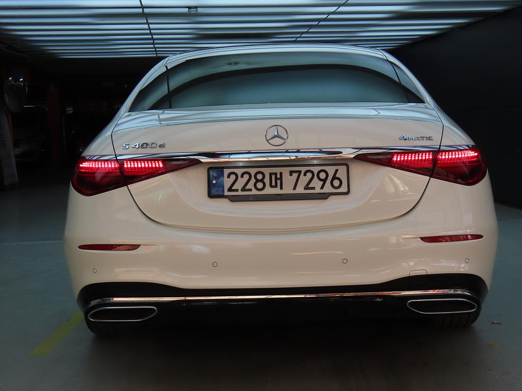 Mercedes Benz S Class - Vista 4