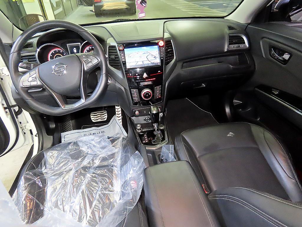 Ssangyong Tivoli - Vista 10