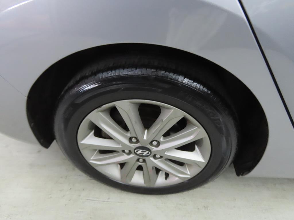 HYUNDAI Avante 2014 Gris - Importación desde Corea - HF Imports Iquique - Foto 20