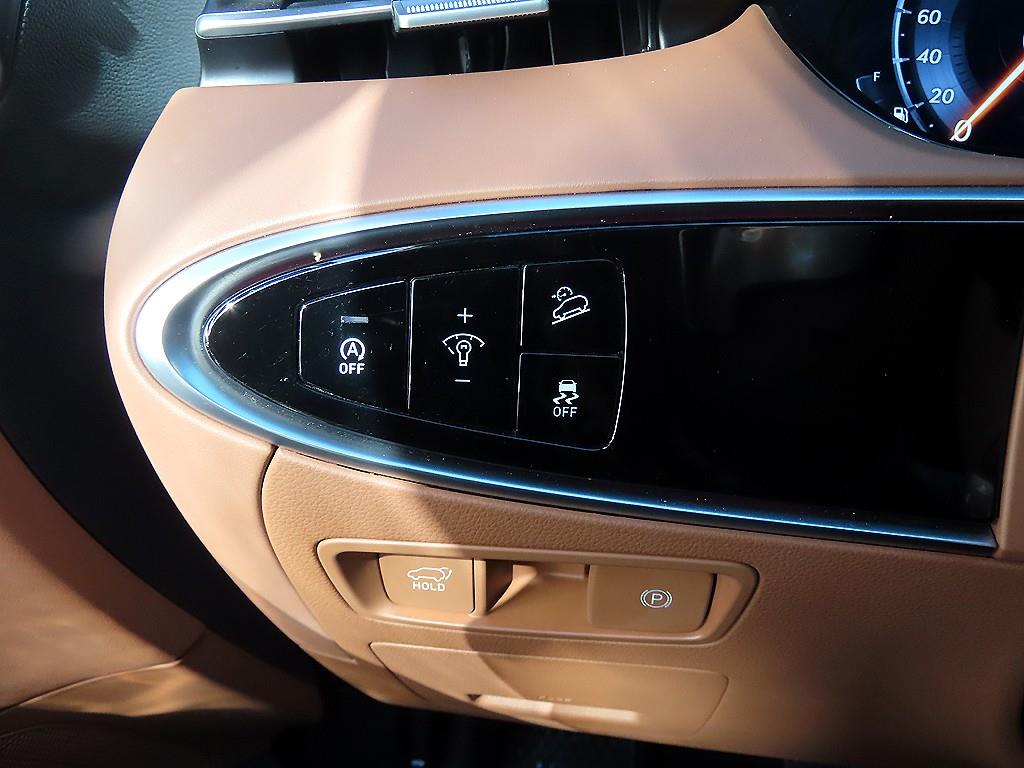 Genesis GV70 - Vista 12