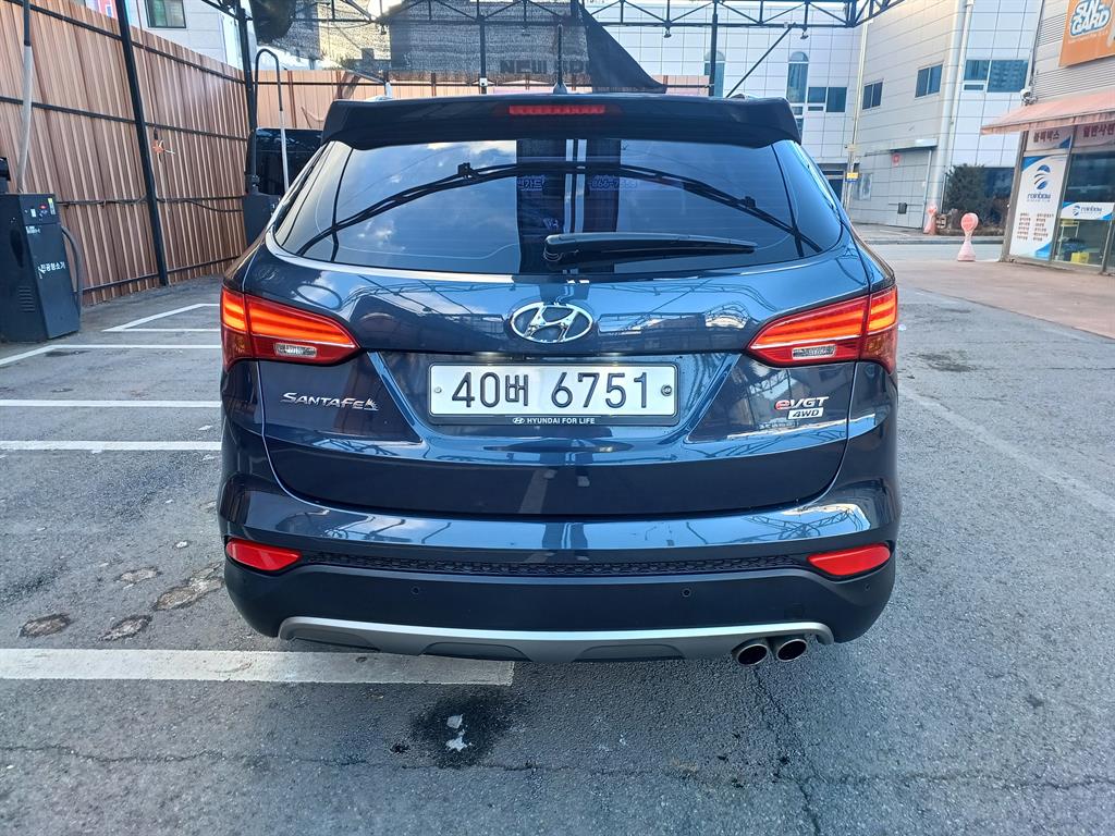 HYUNDAI Santa Fe - Vista 6