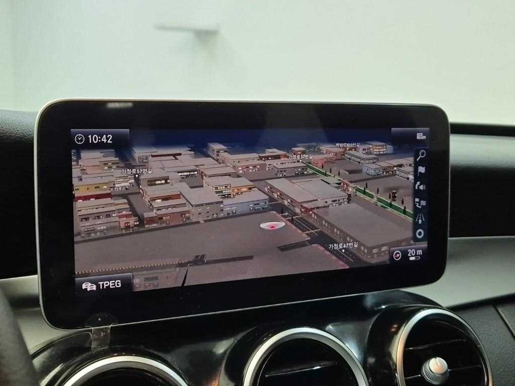 Mercedes Benz C Class 2019 Blanco - Importación desde Corea - HF Imports Iquique - Foto 13