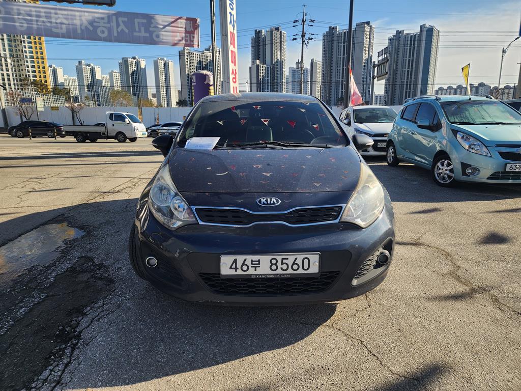 KIA Pride 2013 Azul - Importación desde Corea - HF Imports Iquique - Foto 1