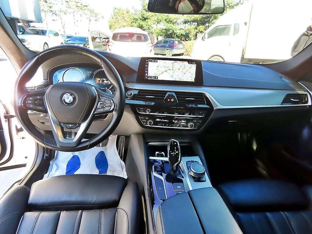 BMW 5 Series - Vista 7