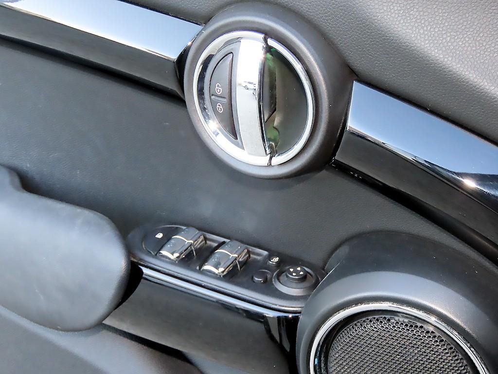 Mini Cooper - Vista 12