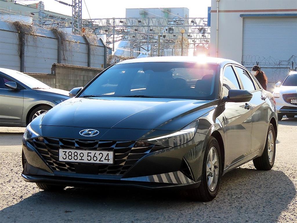 HYUNDAI Avante 2021 Gris - Importación desde Corea - HF Imports Iquique - Foto 1