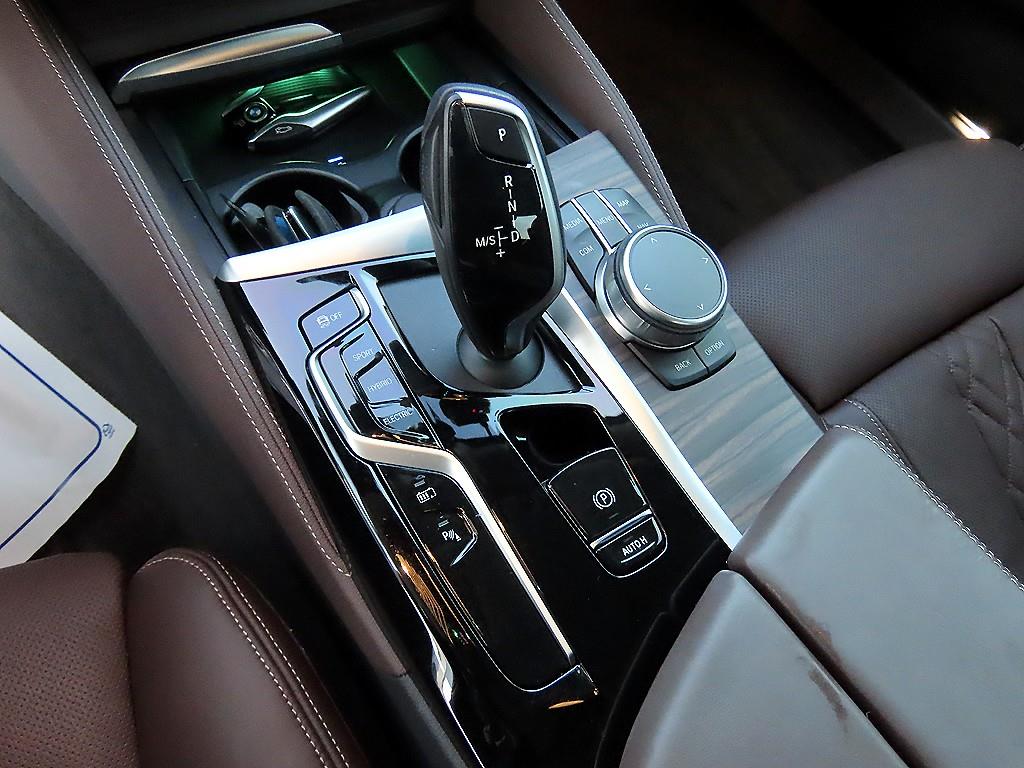 BMW 5 Series - Vista 11