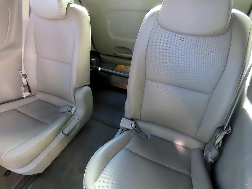 KIA Carnival - Vista 7