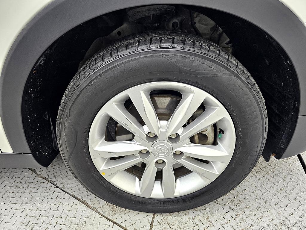 Ssangyong Tivoli 2017 Blanco - Importación desde Corea - HF Imports Iquique - Foto 20