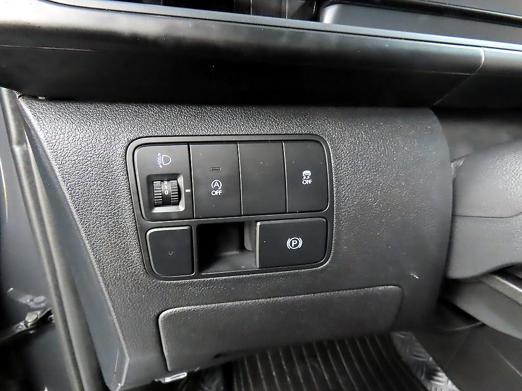 HYUNDAI Staria - Vista 12