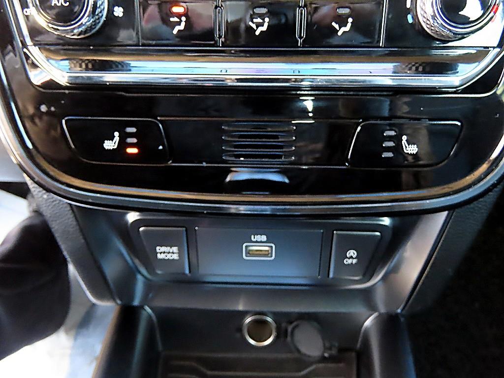 Ssangyong Tivoli 2020 Negro - Importación desde Corea - HF Imports Iquique - Foto 13