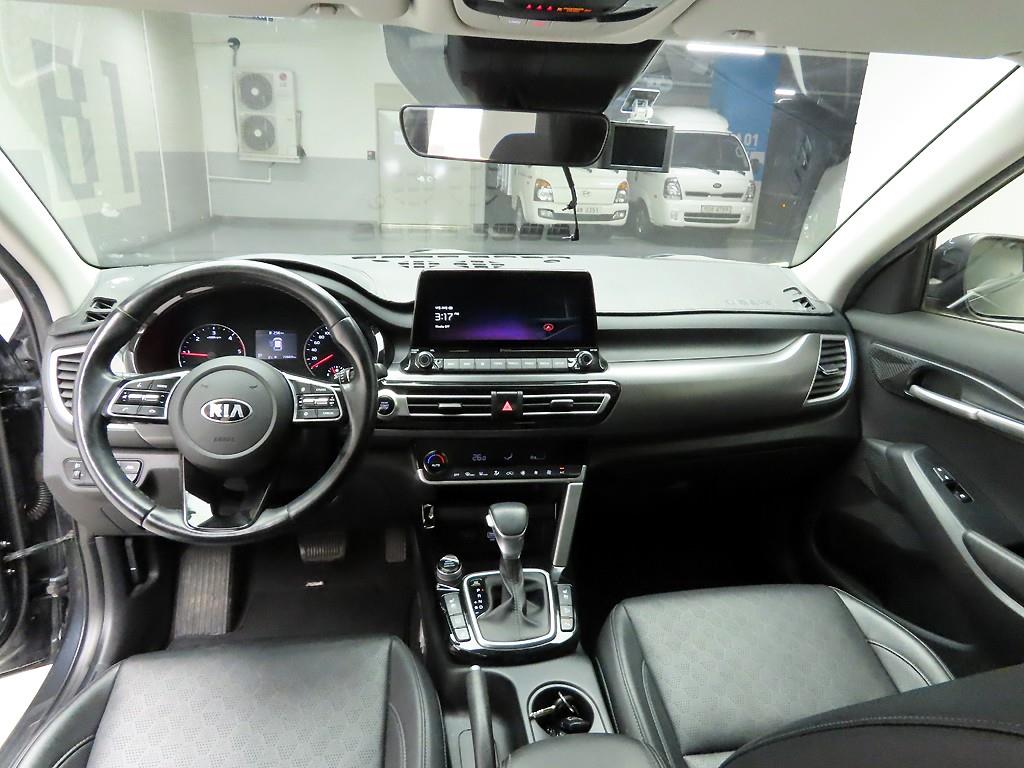 KIA Seltos - Vista 7