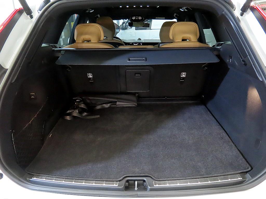 Volvo XC60 2025 - Importación desde Corea - HF Imports Iquique - Foto 17