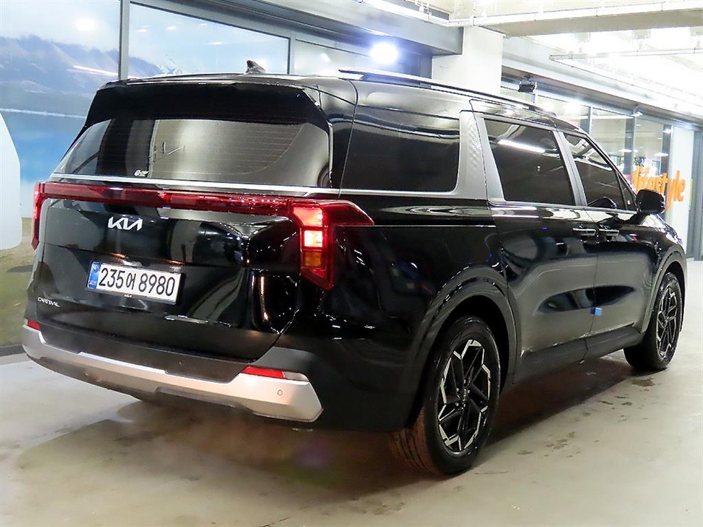 KIA Carnival - Vista 4