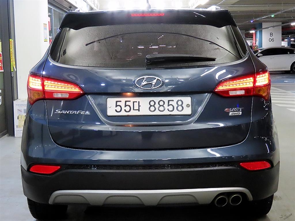 HYUNDAI Santa Fe - Vista 5