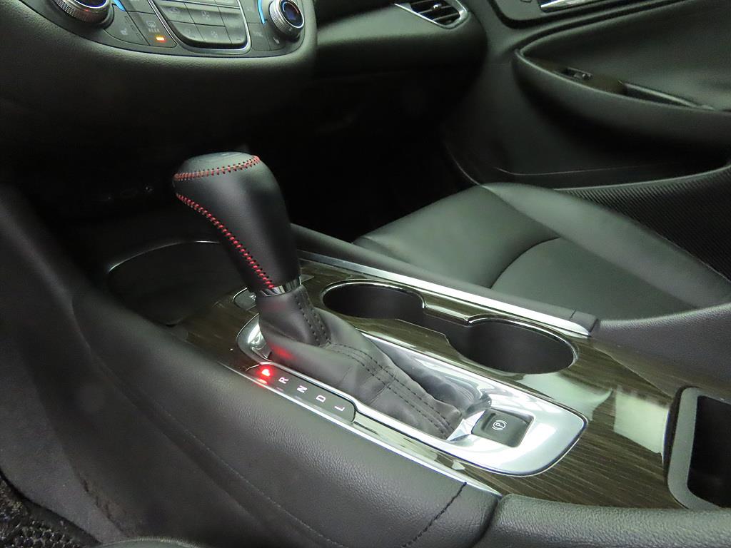 Chevrolet Malibu - Vista 11