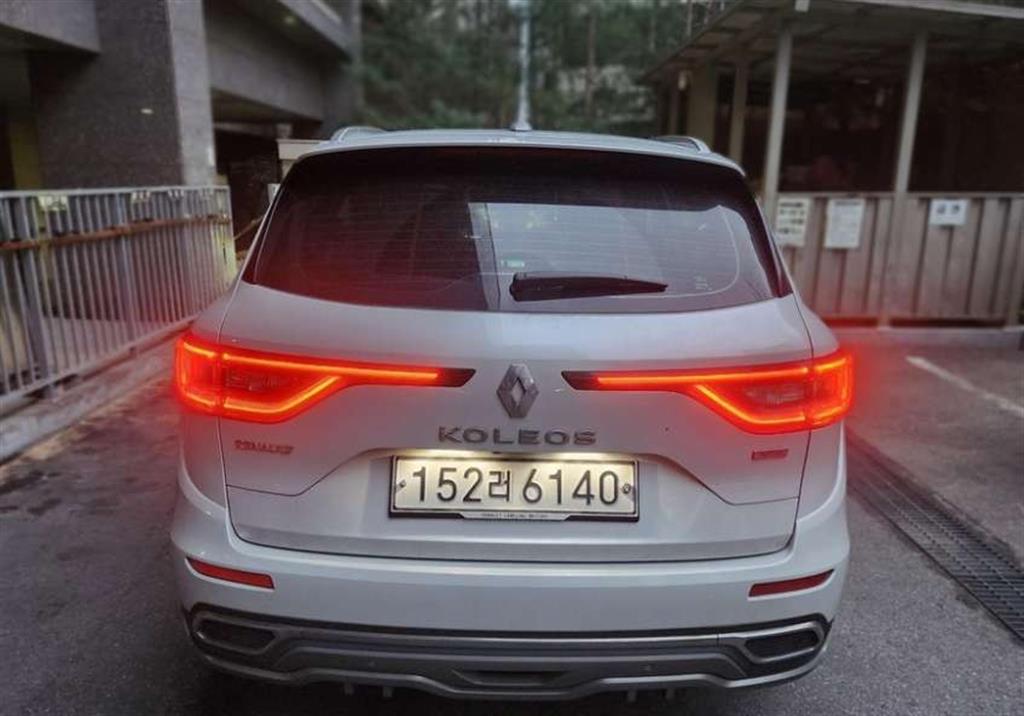 SAMSUNG QM6 - Vista 4