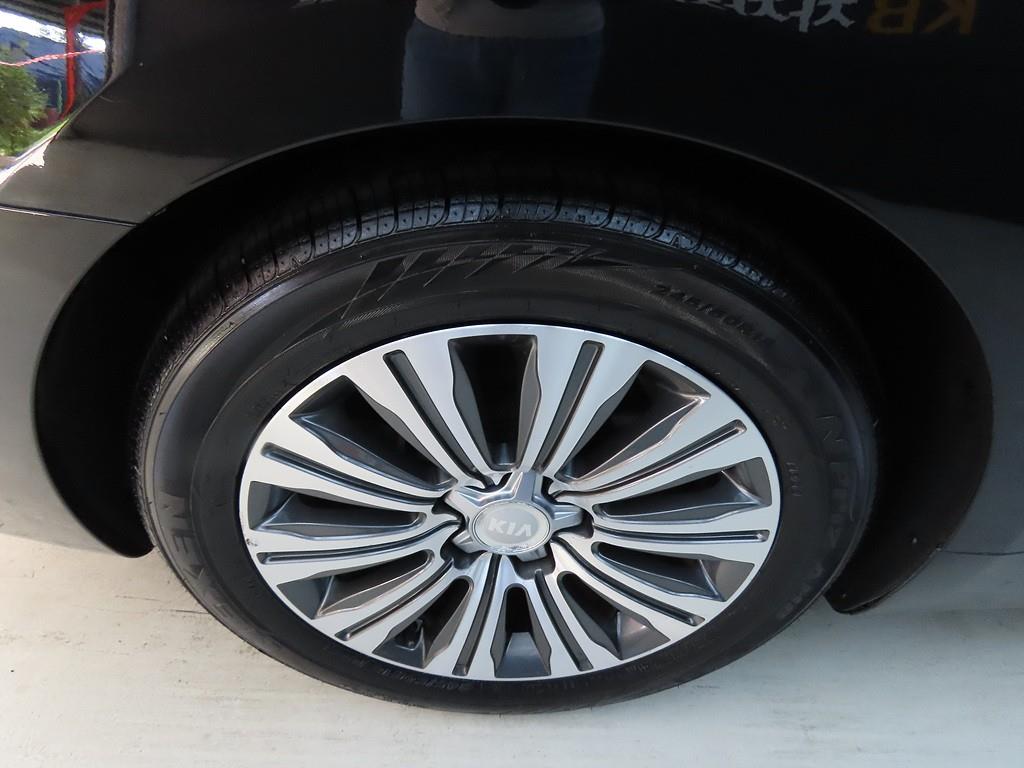 KIA K9 2015 Negro - Importación desde Corea - HF Imports Iquique - Foto 20