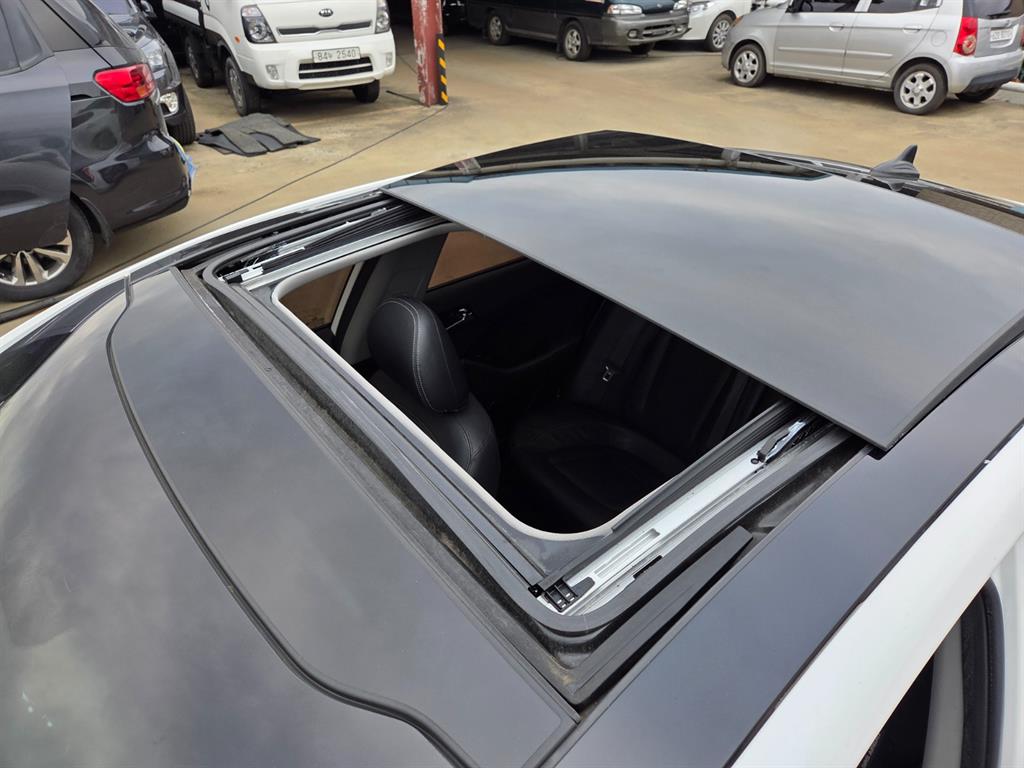 KIA K5 2013 Blanco - Importación desde Corea - HF Imports Iquique - Foto 17