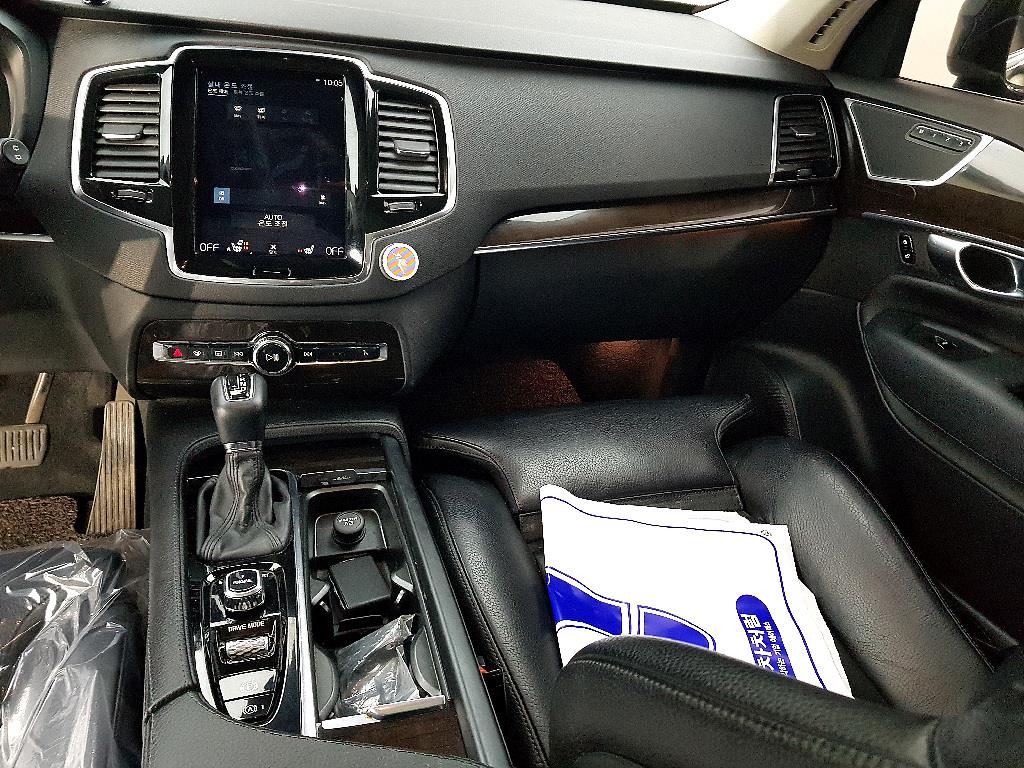 Volvo XC90 - Vista 10