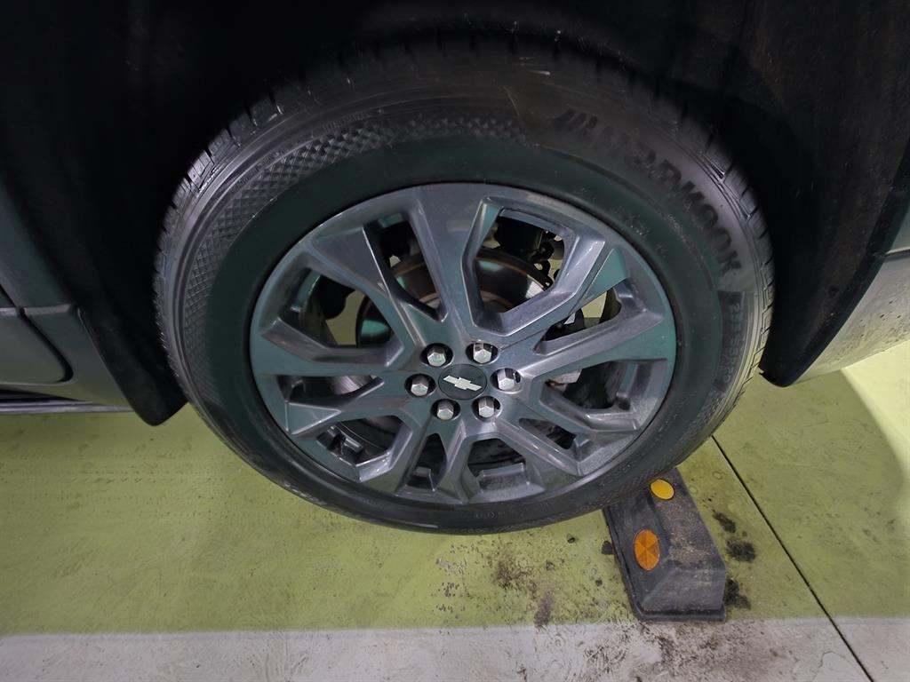 Chevrolet Travers - Vista 11